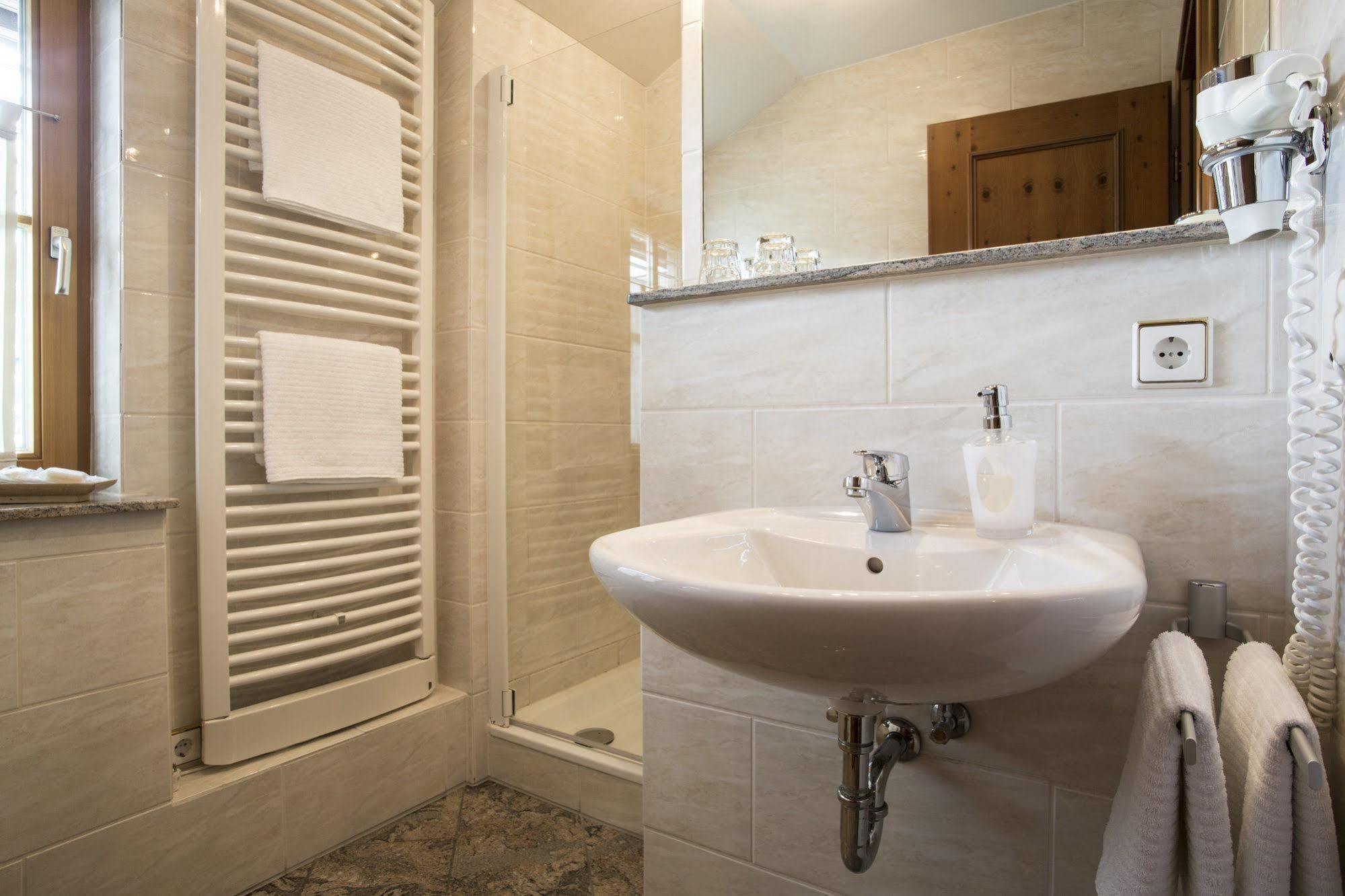 פיכטנאו Meiser Rosenstuben Hotel מראה חיצוני תמונה