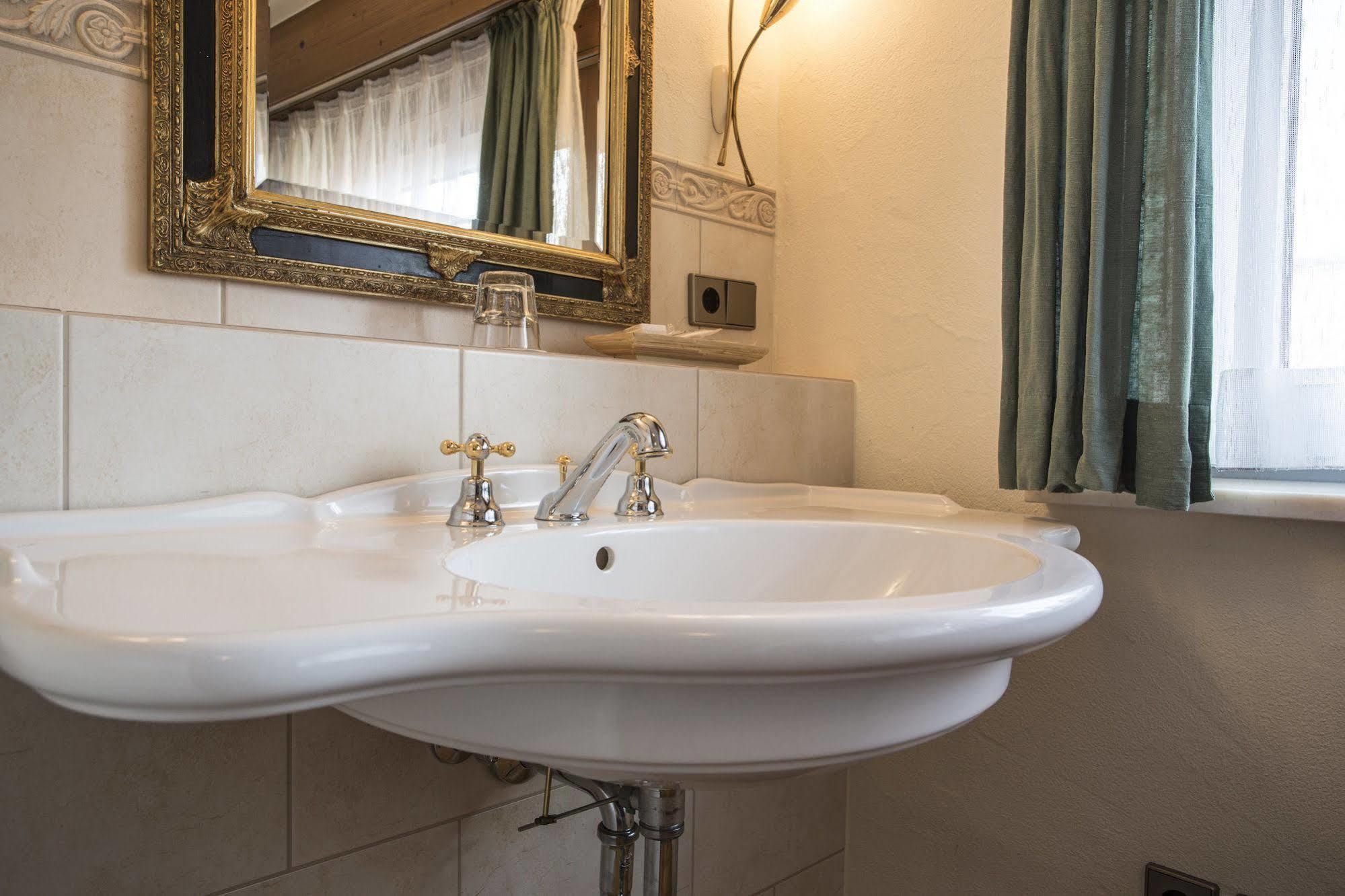 פיכטנאו Meiser Rosenstuben Hotel מראה חיצוני תמונה